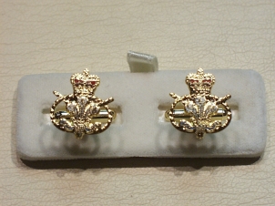Staffordshire Regiment enamelled cufflinks - Click Image to Close